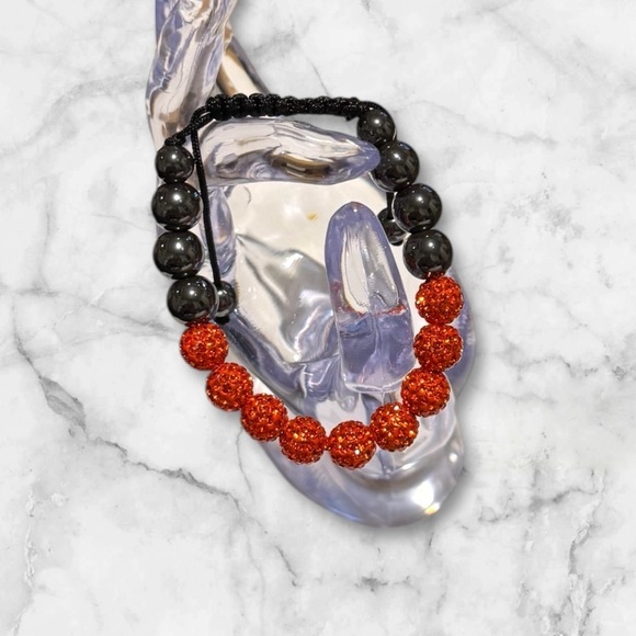 💟💎VINTAGE Handmade Black and Orange Beaded Bracelet - Picture 2 of 11